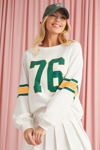 Long Sleeve Tops | White Vintage Sports Graphic Long Sleeve Top - Women